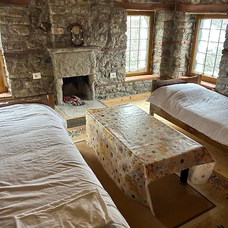 בית הארחה Jani